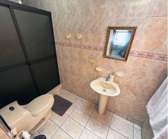 ¡Precio Rebajado ! ¡Oportunidad Única! Casa de 3 Habitaciones en Residencial Lisboa, Alajuela