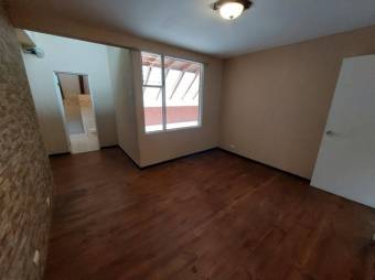 Se vende espaciosa casa con patio en Guadalupe, San José 25-404 Se vende espaciosa casa con patio en Guadalupe, San José 25-404