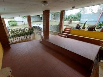 Se vende espaciosa casa con patio en Guadalupe, San José 25-404 Se vende espaciosa casa con patio en Guadalupe, San José 25-404