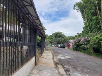 Se vende espaciosa casa con patio en Guadalupe, San José 25-404 Se vende espaciosa casa con patio en Guadalupe, San José 25-404