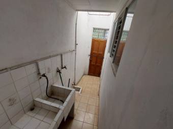 Se vende espaciosa casa con patio en Guadalupe, San José 25-404 Se vende espaciosa casa con patio en Guadalupe, San José 25-404