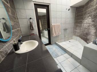 Se vende espaciosa casa de 2 plantas en Ipis San José 25-1741 Se vende espaciosa casa de 2 plantas en Ipis San José 25-1741