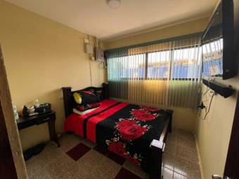 Se vende espaciosa casa con patio y terraza en Ipis San José 25-588 Se vende espaciosa casa con patio y terraza en Ipis San José 25-588