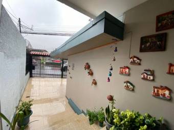 Se vende espaciosa casa con uso mixto en San Francisco , Goicoechea 25-356 Se vende espaciosa casa con uso mixto en San Francisco , Goicoechea 25-356