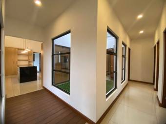 Se vende espaciosa casa con patio en Grecia Alajuela 25-518 Se vende espaciosa casa con patio en Grecia Alajuela 25-518