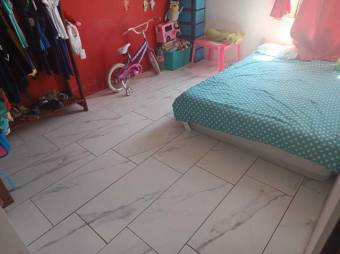 Se vende casa con lote de 1000m2 en Grecia de Alajuela 25-1166 Se vende casa con lote de 1000m2 en Grecia de Alajuela 25-1166