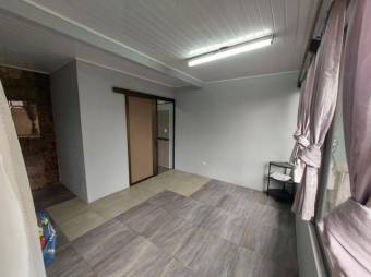 Se vende espaciosa casa con patio y terraza en Grecia Alajuela 25-279 Se vende espaciosa casa con patio y terraza en Grecia Alajuela 25-279