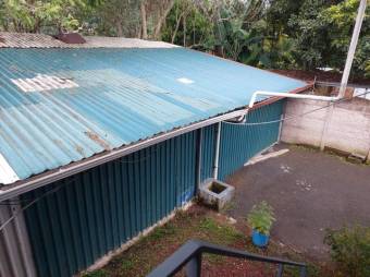 Se vende espaciosa casa con patio y terraza en Grecia Alajuela 25-279 Se vende espaciosa casa con patio y terraza en Grecia Alajuela 25-279