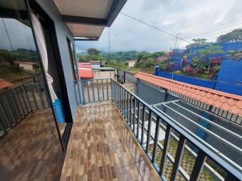 Se vende espaciosa casa con patio y terraza en Grecia Alajuela 25-279 Se vende espaciosa casa con patio y terraza en Grecia Alajuela 25-279