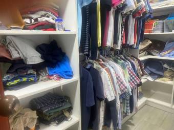 Se vende casa con lote de 1400m2 en Tacares de Grecia 25-1550 Se vende casa con lote de 1400m2 en Tacares de Grecia 25-1550