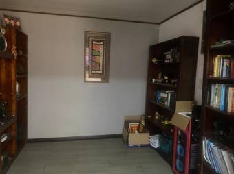 Se vende casa con lote de 1400m2 en Tacares de Grecia 25-1550 Se vende casa con lote de 1400m2 en Tacares de Grecia 25-1550