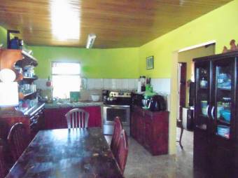 Se vende espaciosa casa con amplio lote en Buena Vista de Barva 23-1445 Se vende espaciosa casa con amplio lote en Buena Vista de Barva 23-1445