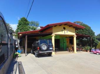 Se vende espaciosa casa con amplio lote en Buena Vista de Barva 23-1445 Se vende espaciosa casa con amplio lote en Buena Vista de Barva 23-1445