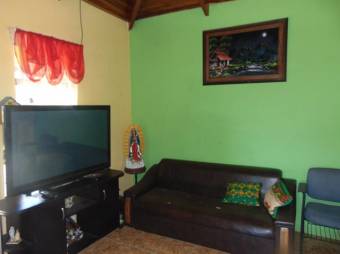 Se vende espaciosa casa con amplio lote en Buena Vista de Barva 23-1445 Se vende espaciosa casa con amplio lote en Buena Vista de Barva 23-1445