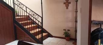 Se vende espaciosa casa con patio en San Francisco Heredia 24-582 Se vende espaciosa casa con patio en San Francisco Heredia 24-582