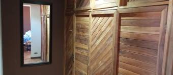 Se vende espaciosa casa con patio en San Francisco Heredia 24-582 Se vende espaciosa casa con patio en San Francisco Heredia 24-582