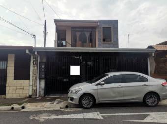 Se vende espaciosa casa de 2 planas en San Francisco de Heredia 24-1319 Se vende espaciosa casa de 2 planas en San Francisco de Heredia 24-1319