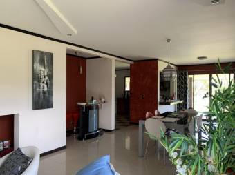 Se alquila moderna casa en condominio de San Ramon Alajuela 23-2847