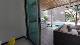 Se alquila lujosa casa amoblada en Santa Ana Centro 25-662