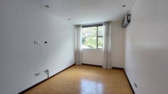 Se alquila lujosa casa amoblada en Santa Ana Centro 25-662