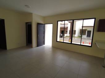 Se vende espaciosa casa con patio en San Rafael Heredia 26-137 Se vende espaciosa casa con patio en San Rafael Heredia 26-137