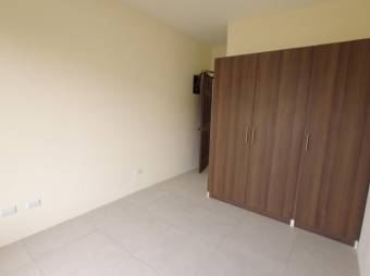 Se vende espaciosa casa con patio en San Rafael Heredia 26-137 Se vende espaciosa casa con patio en San Rafael Heredia 26-137