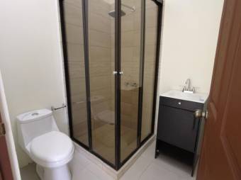 Se vende espaciosa casa con patio en San Rafael Heredia 26-137 Se vende espaciosa casa con patio en San Rafael Heredia 26-137