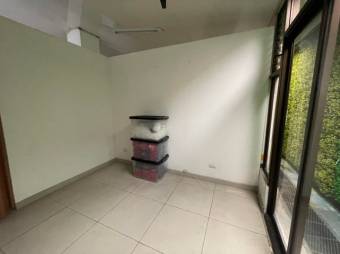 Se vende espacioso local para inversión en San Vicente Heredia 26-161 , ₡ 100,000,000, 2, Heredia, Santo Domingo Se vende espacioso local para inversión en San Vicente Heredia 26-161 , ₡ 100,000,000, 2, Heredia, Santo Domingo