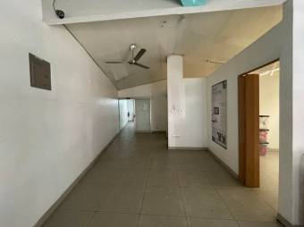 Se vende espacioso local para inversión en San Vicente Heredia 26-161 , ₡ 100,000,000, 2, Heredia, Santo Domingo Se vende espacioso local para inversión en San Vicente Heredia 26-161 , ₡ 100,000,000, 2, Heredia, Santo Domingo