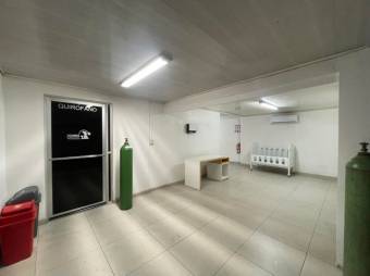 Se vende espacioso local para inversión en San Vicente Heredia 26-161 , ₡ 100,000,000, 2, Heredia, Santo Domingo Se vende espacioso local para inversión en San Vicente Heredia 26-161 , ₡ 100,000,000, 2, Heredia, Santo Domingo