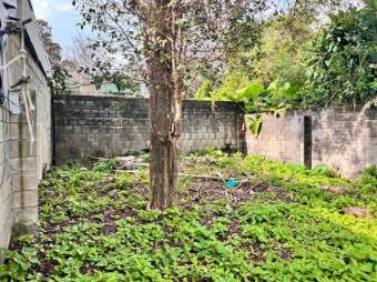 Se vende lote comercial de 370m2 en 