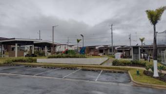 Se vende espaciosa casa en condominio de La Trinidad San José 26-352