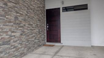 Se vende espaciosa casa en condominio de La Trinidad San José 26-352