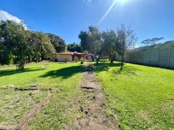 Se vende amplio lote de 2.1 hectáreas en Paracito de Santo Domingo 25-1244 Se vende amplio lote de 2.1 hectáreas en Paracito de Santo Domingo 25-1244