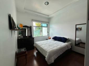 MLS-26-356 LS VENTA CASA MONTES DE OCA SAN JOSE