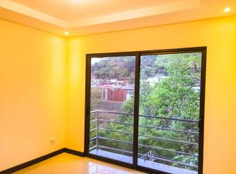 BUILDING FOR SALE WITH 6 APARTMENTS, CURRIDABAT, LOMAS DE AYARCO SUR