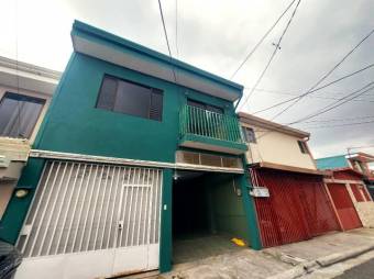 Se vende propiedad con 2 apartamentos en San Francisco Heredia 26-286