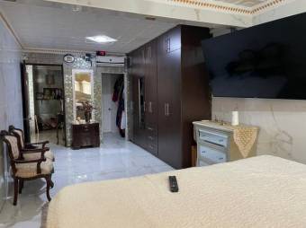 Se venden 2 locales y 2 apartamentos en San Ignacio Alajuela 25-1936 Se venden 2 locales y 2 apartamentos en San Ignacio Alajuela 25-1936