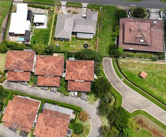 House for sale in Ciudad Hacienda Los Reyes, within the Las Vueltas condominium.