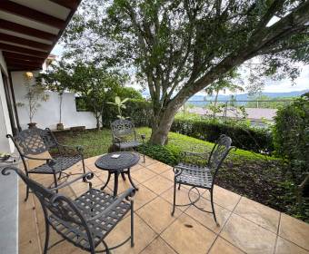 House for sale in Ciudad Hacienda Los Reyes, within the Las Vueltas condominium.