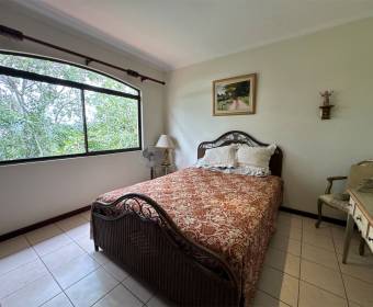 House for sale in Ciudad Hacienda Los Reyes, within the Las Vueltas condominium.