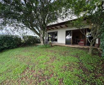 House for sale in Ciudad Hacienda Los Reyes, within the Las Vueltas condominium.