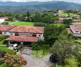 House for sale in Ciudad Hacienda Los Reyes, within the Las Vueltas condominium.