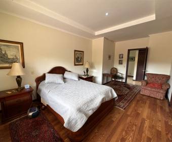 House for sale in Ciudad Hacienda Los Reyes, within the Las Vueltas condominium.