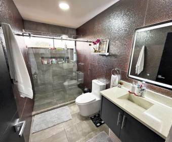 Casa a la venta en Condominio Terrazas, Tacacorí de Alajuela.