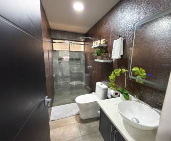 Casa a la venta en Condominio Terrazas, Tacacorí de Alajuela.