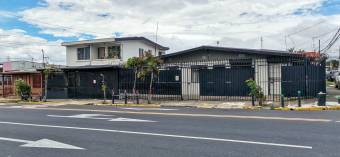 FOR SALE 4 APARTMENTS AND 1 CORNER HOUSE, SAN JUAN, TIBÁS, SAN JOSÉ