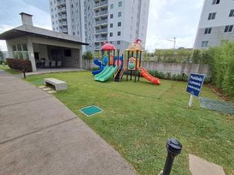 Se alquila moderno apartamento en Condominio Altamira 26-404