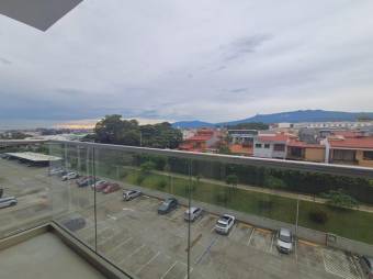 Se alquila moderno apartamento en Condominio Altamira 26-404