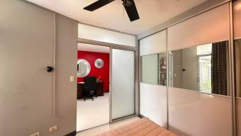 Se alquila espacioso apartamento amoblado en Alajuelita San José 26-383